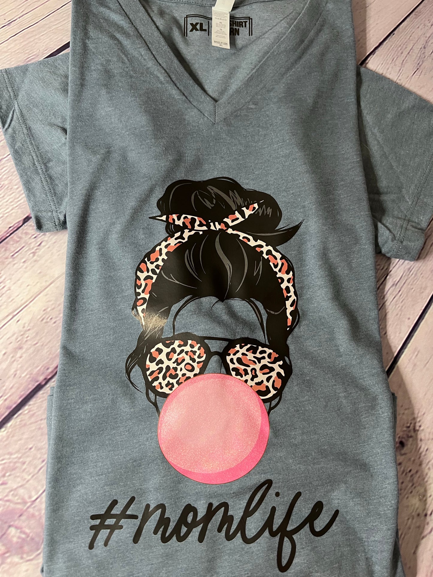 Mom life Bubble gum screen print